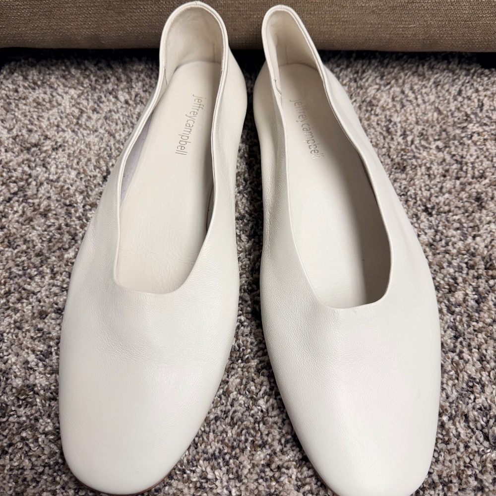 Brand New Jeffrey Campbell Trustee Pump - White, Women's size 9.5
